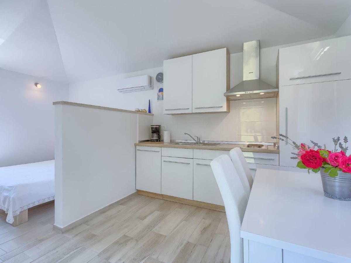 Holiday Home Lucija By Interhome Vinež Exterior foto